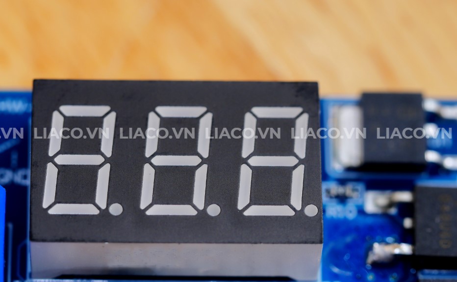 1. Lịch sử ra đời và phát triển của màn hình LED 7 đoạn 1
