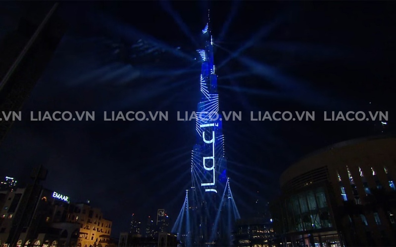 4. Màn hình LED quảng cáo tại tòa tháp Burj Khalifa, Dubai 1