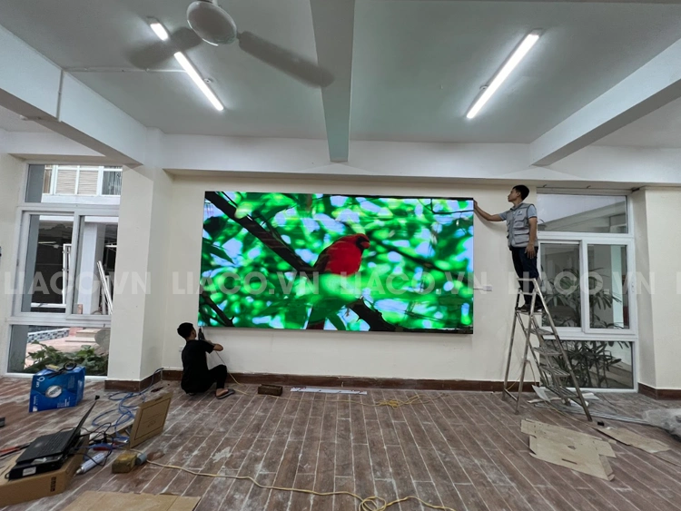Thi công LED P3 indoor tại THPT Phan Bội Châu